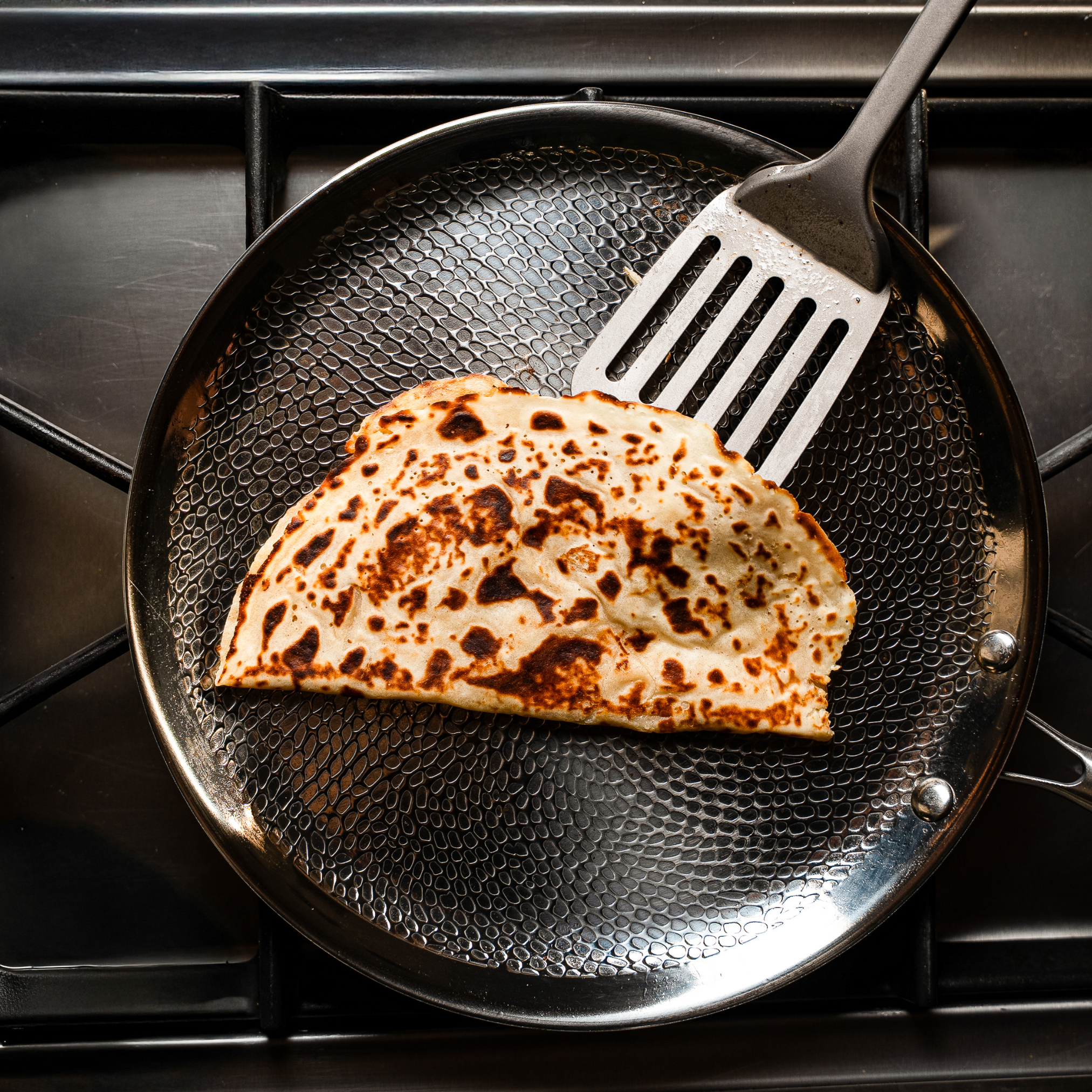 Titanium Hammered Crepe Pan Pro